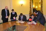 Podpis Ujednání o školských výměnách mezi Českou republikou a Čínskou lidovou republikou.
